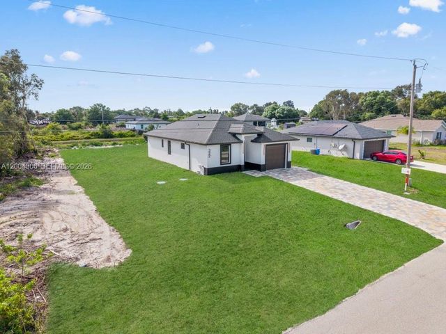 322 Ranch Avenue, Lehigh Acres, FL 33974