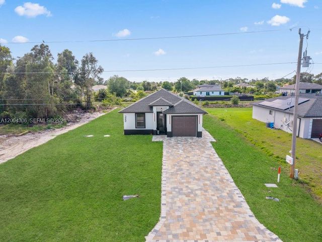 322 Ranch Avenue, Lehigh Acres, FL 33974