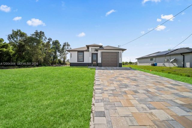 322 Ranch Avenue, Lehigh Acres, FL 33974
