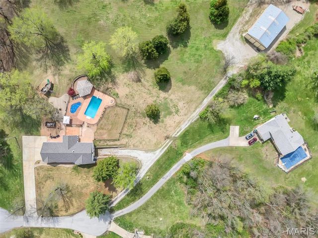 21 Oak Knoll Drive, St Charles, MO 63304