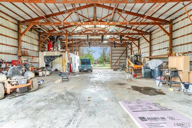 21 Oak Knoll Drive, St Charles, MO 63304