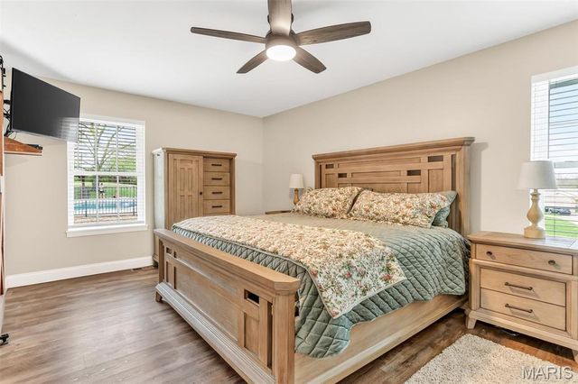 21 Oak Knoll Drive, St Charles, MO 63304