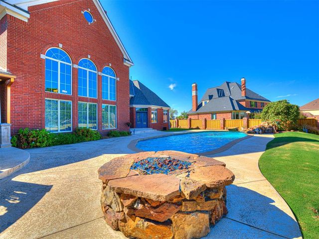 1709 Irvine Drive, Edmond, OK 73025