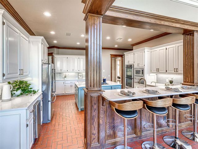 1709 Irvine Drive, Edmond, OK 73025