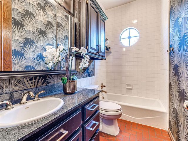 1709 Irvine Drive, Edmond, OK 73025