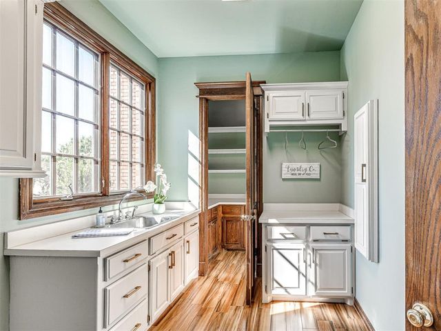 1709 Irvine Drive, Edmond, OK 73025