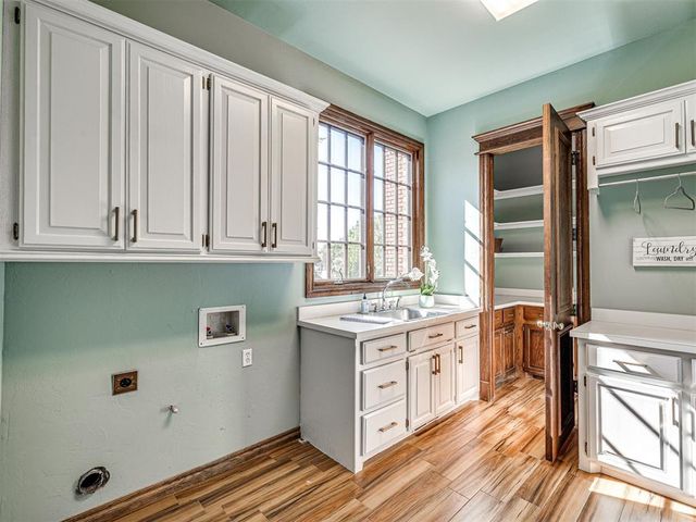 1709 Irvine Drive, Edmond, OK 73025