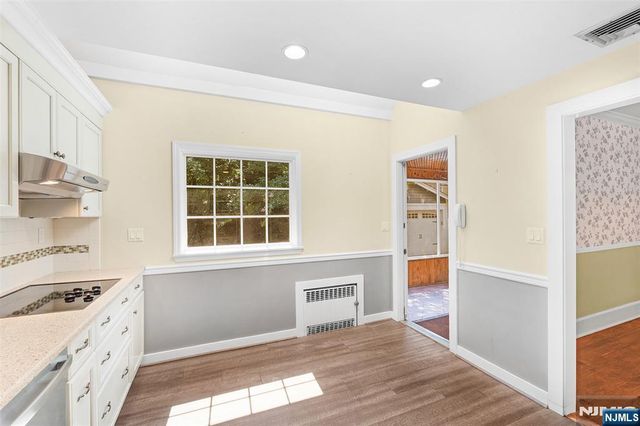 125 Hawthorne Avenue, Glen Ridge, NJ 07028