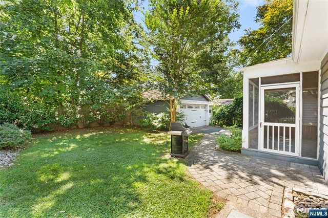 125 Hawthorne Avenue, Glen Ridge, NJ 07028
