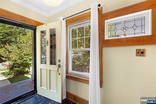 125 Hawthorne Avenue, Glen Ridge, NJ 07028