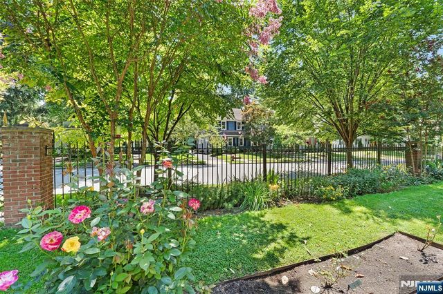 125 Hawthorne Avenue, Glen Ridge, NJ 07028
