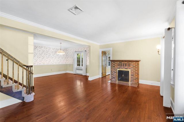 125 Hawthorne Avenue, Glen Ridge, NJ 07028