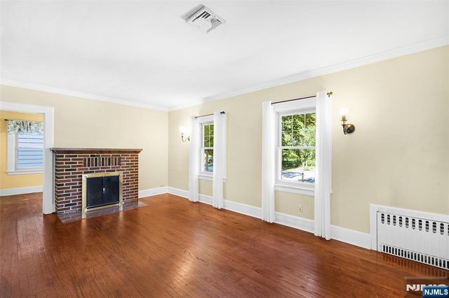 125 Hawthorne Avenue, Glen Ridge, NJ 07028