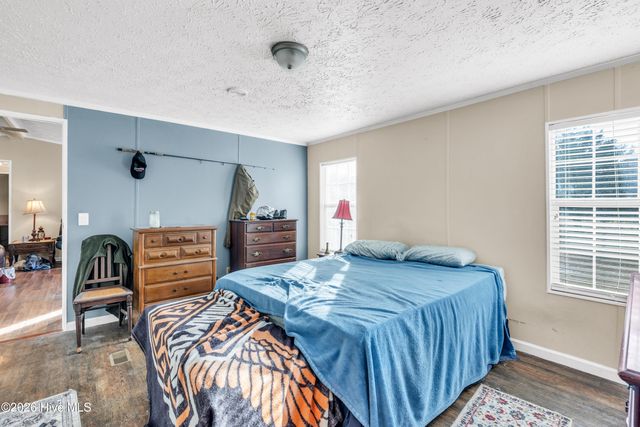 644 Woodpecker Parkway, Rocky Point, NC 28457