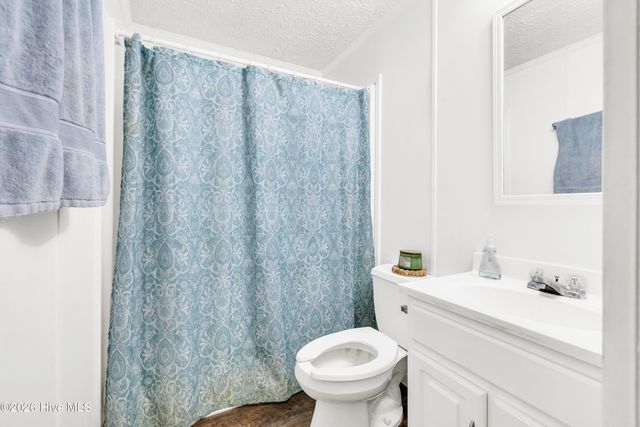 644 Woodpecker Parkway, Rocky Point, NC 28457