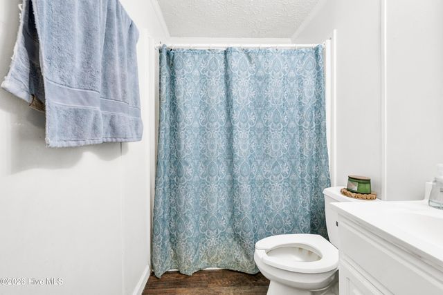 644 Woodpecker Parkway, Rocky Point, NC 28457