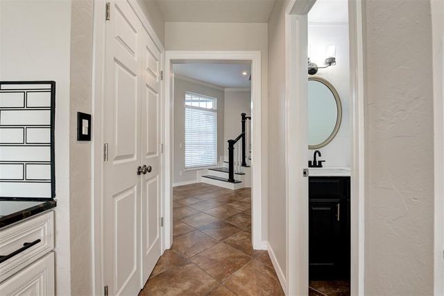 6922 Springer Run, Edmond, OK 73012