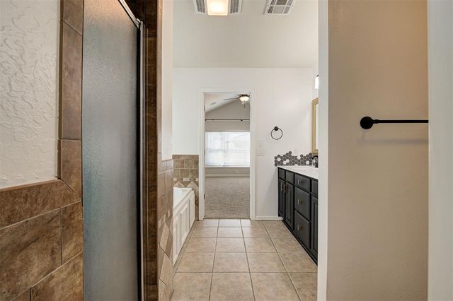 6922 Springer Run, Edmond, OK 73012