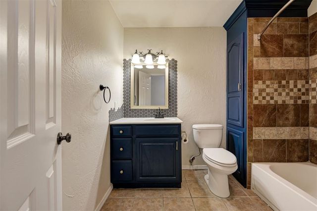 6922 Springer Run, Edmond, OK 73012