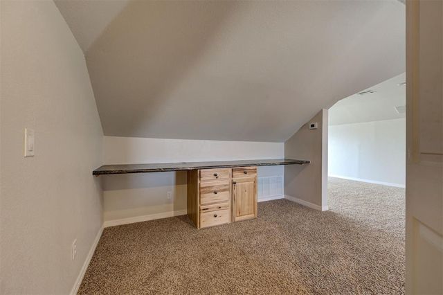 6922 Springer Run, Edmond, OK 73012