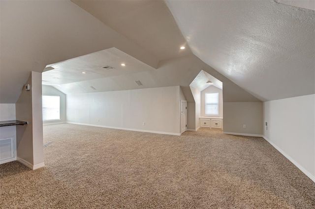 6922 Springer Run, Edmond, OK 73012