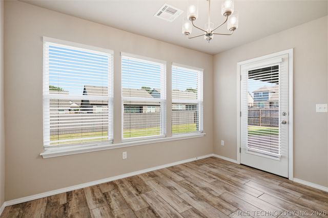 3706 S 13th Place, Broken Arrow, OK 74011