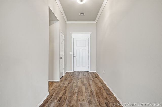 3706 S 13th Place, Broken Arrow, OK 74011