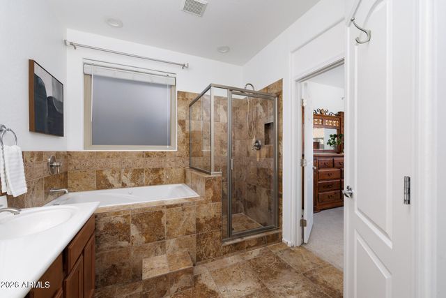 19403 E ARROWHEAD Trail, Queen Creek, AZ 85142