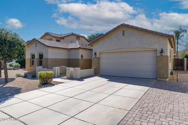 19403 E ARROWHEAD Trail, Queen Creek, AZ 85142