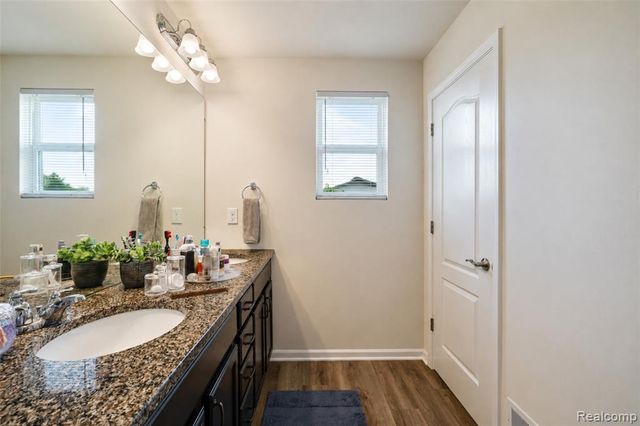 43479 Prospect Lane, Novi, MI 48375