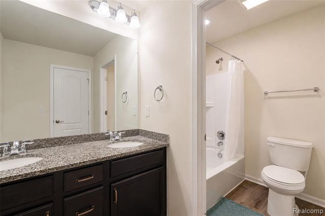 43479 Prospect Lane, Novi, MI 48375