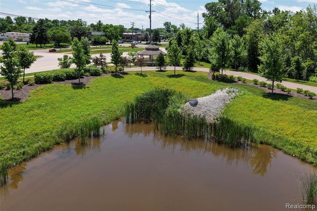 43479 Prospect Lane, Novi, MI 48375
