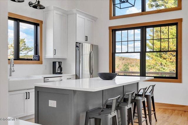 30 Harriman Rd Extension, Sand Lake, NY 12018