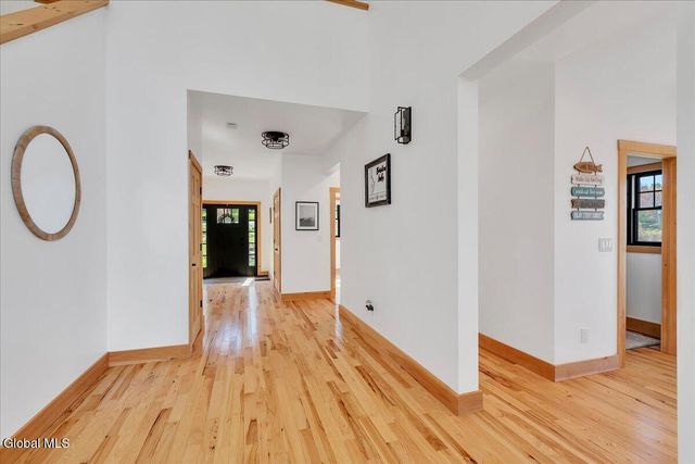 30 Harriman Rd Extension, Sand Lake, NY 12018
