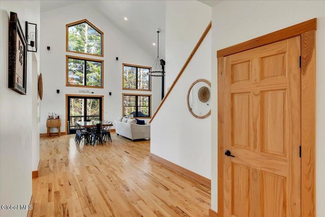 30 Harriman Rd Extension, Sand Lake, NY 12018