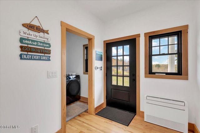 30 Harriman Rd Extension, Sand Lake, NY 12018