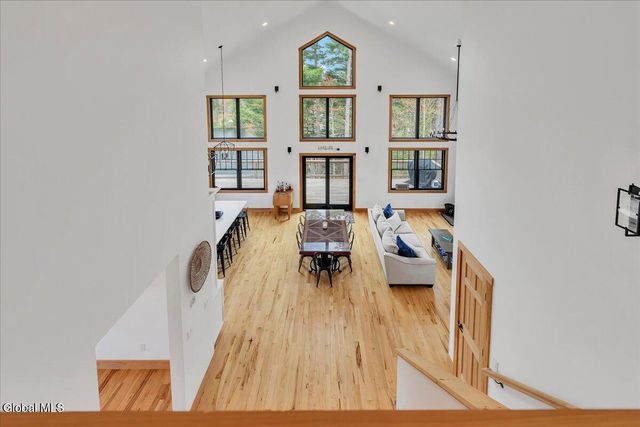 30 Harriman Rd Extension, Sand Lake, NY 12018
