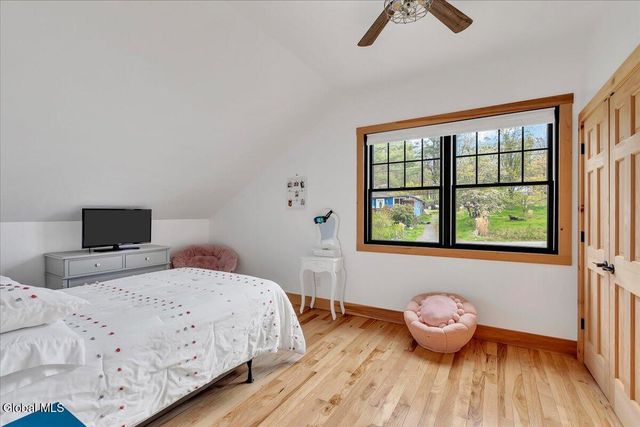 30 Harriman Rd Extension, Sand Lake, NY 12018