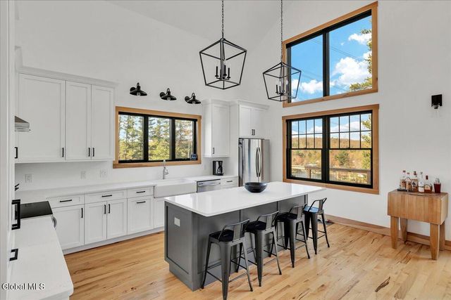 30 Harriman Rd Extension, Sand Lake, NY 12018