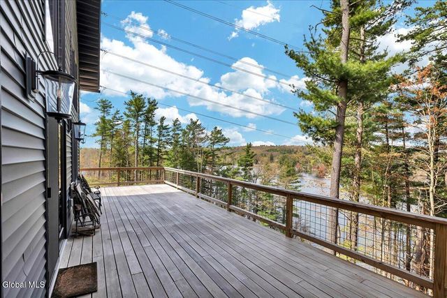 30 Harriman Rd Extension, Sand Lake, NY 12018