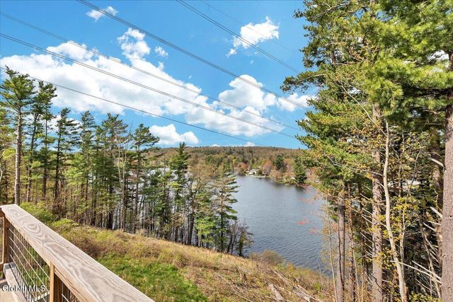 30 Harriman Rd Extension, Sand Lake, NY 12018