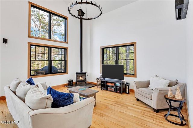 30 Harriman Rd Extension, Sand Lake, NY 12018
