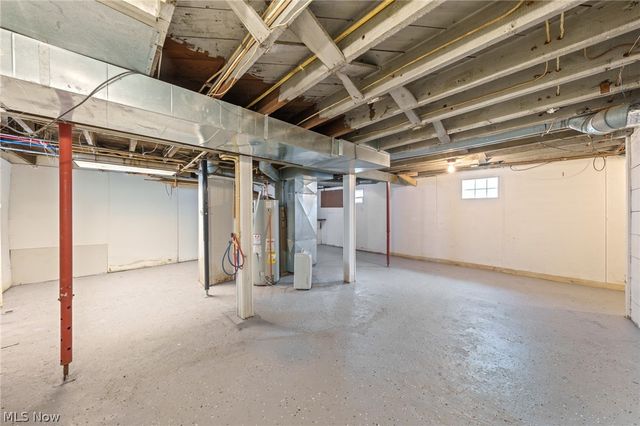 479 Newell Avenue, Akron, OH 44305