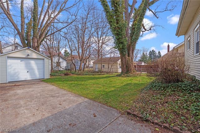 479 Newell Avenue, Akron, OH 44305