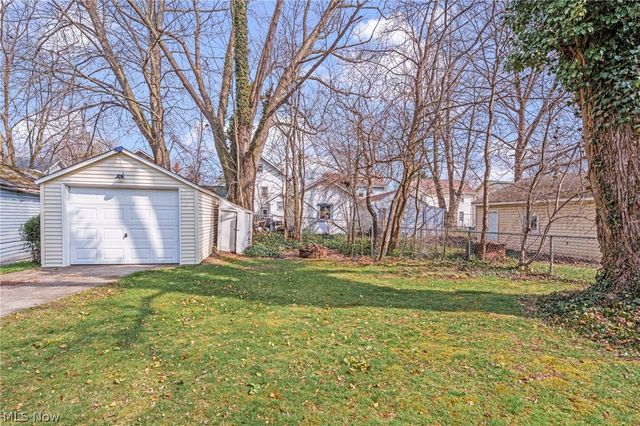 479 Newell Avenue, Akron, OH 44305