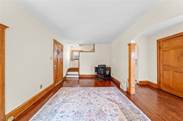 479 Newell Avenue, Akron, OH 44305