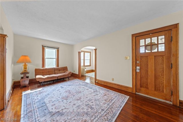 479 Newell Avenue, Akron, OH 44305