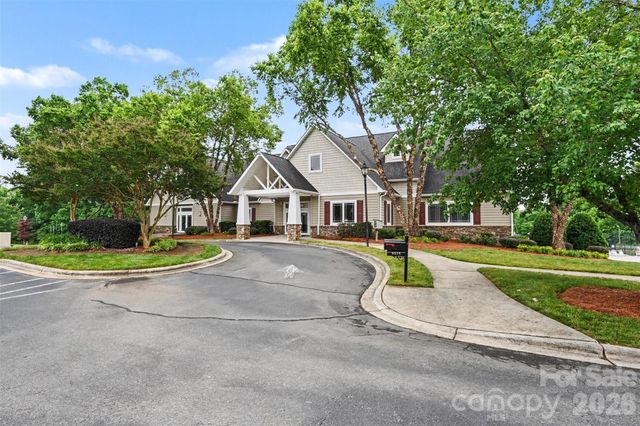 1631 Shadow Creek Street NW, Concord, NC 28027