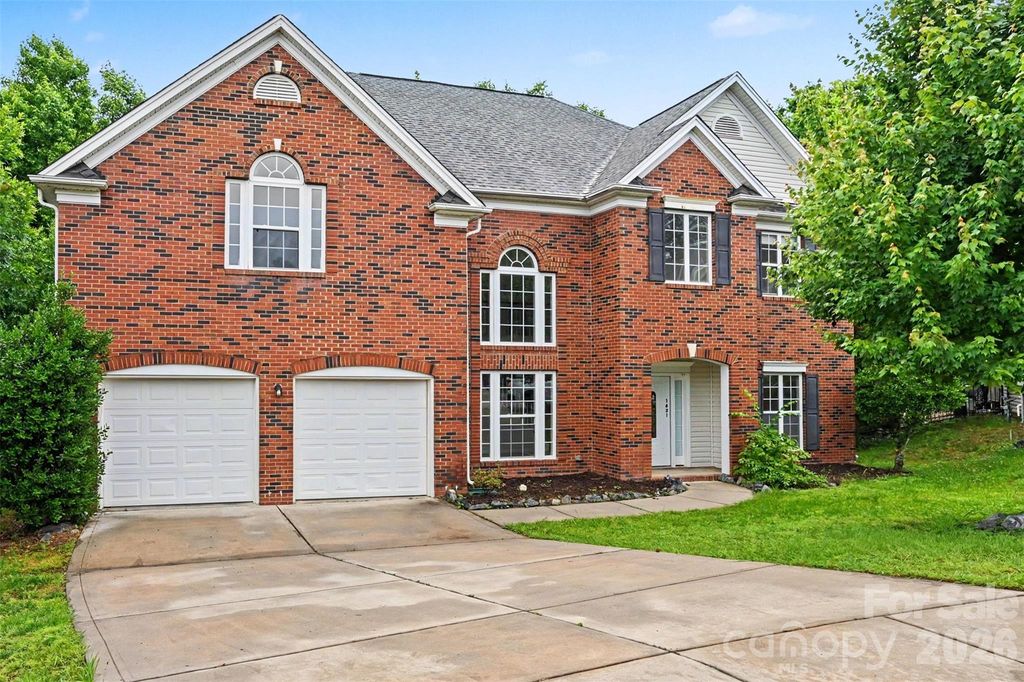 1631 Shadow Creek Street NW, Concord, NC 28027