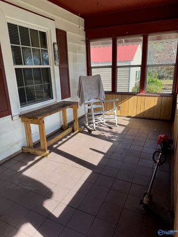 1218 Kentucky Ave, Gadsden, AL 35903